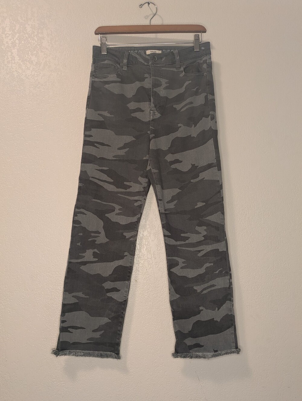 Splendid Eco Camo High Rise Straight Leg Jeans Size 29
